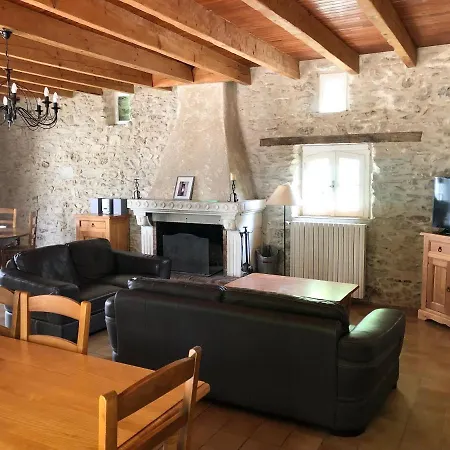 Tatil Evi La Ferme Bio De La Salvanie